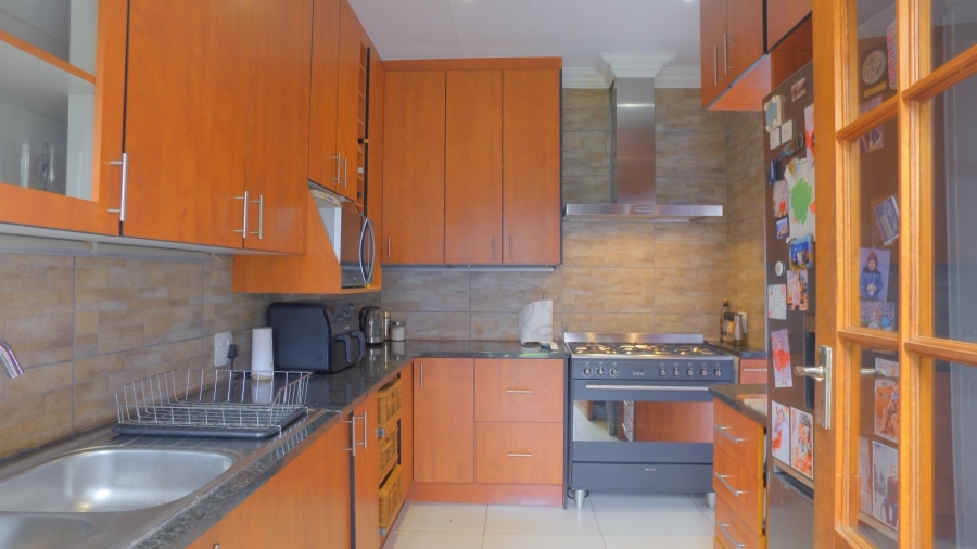 3 Bedroom Property for Sale in Safari Gardens North West